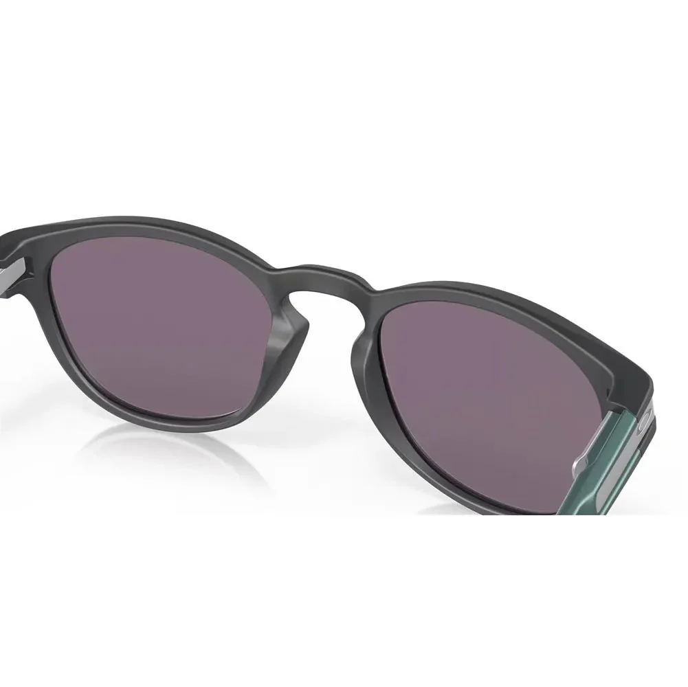 Oakley Latch Sunglasses - Matte Carbon/Prizm Grey - Image 7