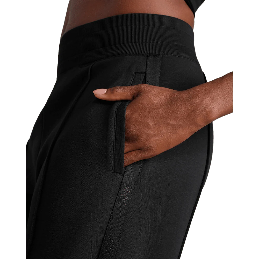 Rhone Women's DreamGlow Trouser - Image 4