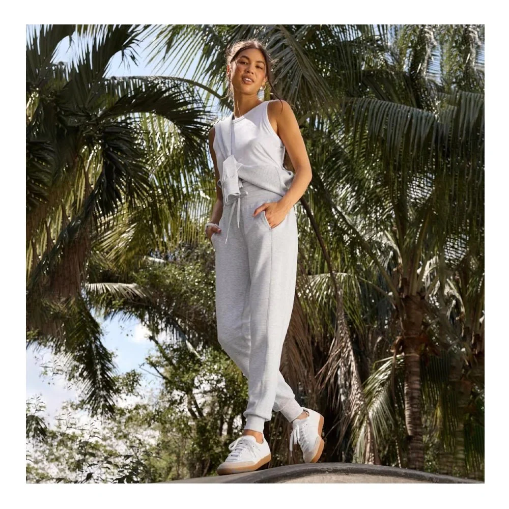 Travis Mathew Women's Skyloft Soft Tie Jogger - Image 7